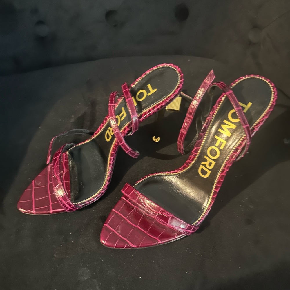 Authentic Tom Ford Padlock Heel